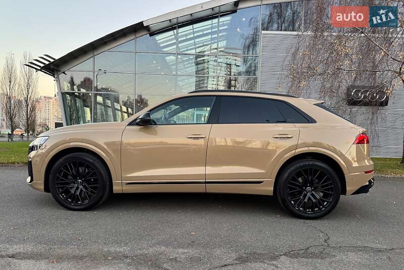 Позашляховик / Кросовер Audi SQ8 2024 в Києві