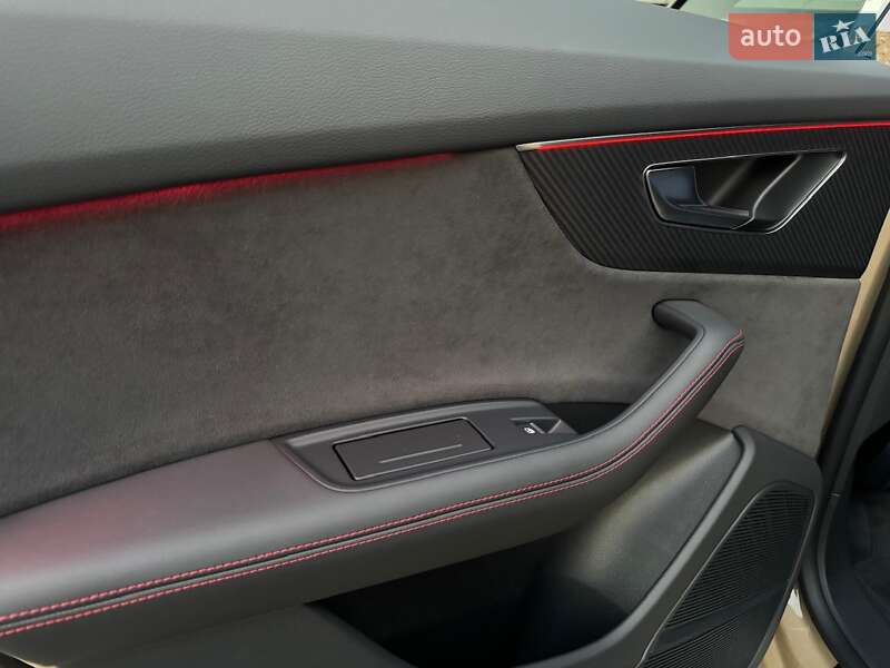 Позашляховик / Кросовер Audi SQ8 2024 в Києві