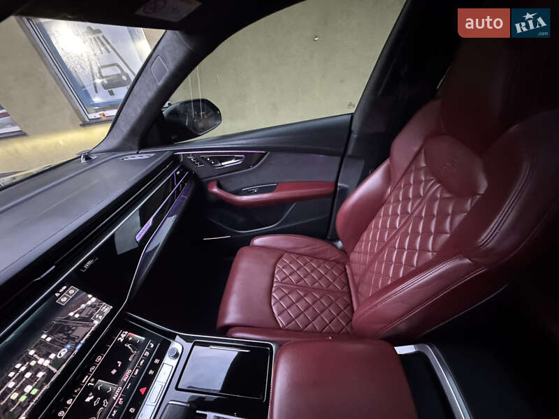 Внедорожник / Кроссовер Audi SQ8 2020 в Киеве