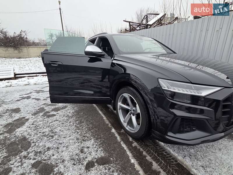 Внедорожник / Кроссовер Audi SQ8 2020 в Полтаве