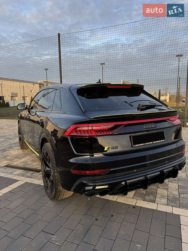 Внедорожник / Кроссовер Audi SQ8 2021 в Мукачево