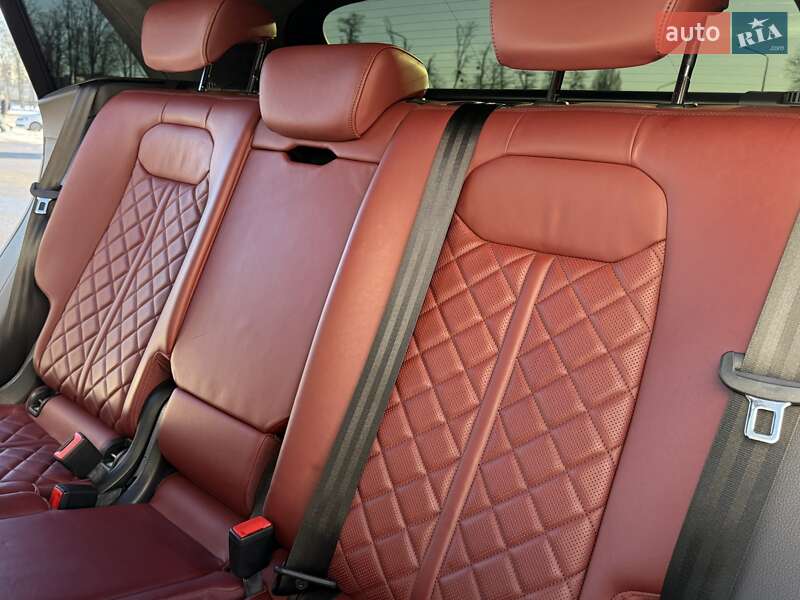 Внедорожник / Кроссовер Audi SQ8 2021 в Киеве