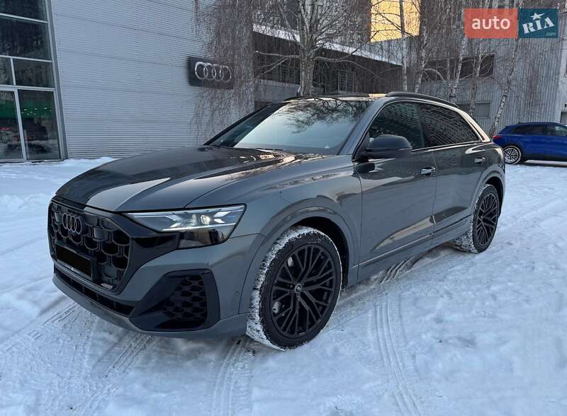 Audi SQ8 2024