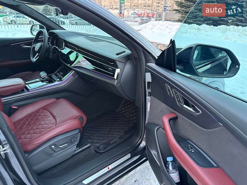 Внедорожник / Кроссовер Audi SQ8 2024 в Киеве