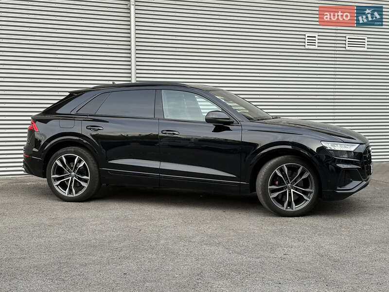 Внедорожник / Кроссовер Audi SQ8 2019 в Ровно