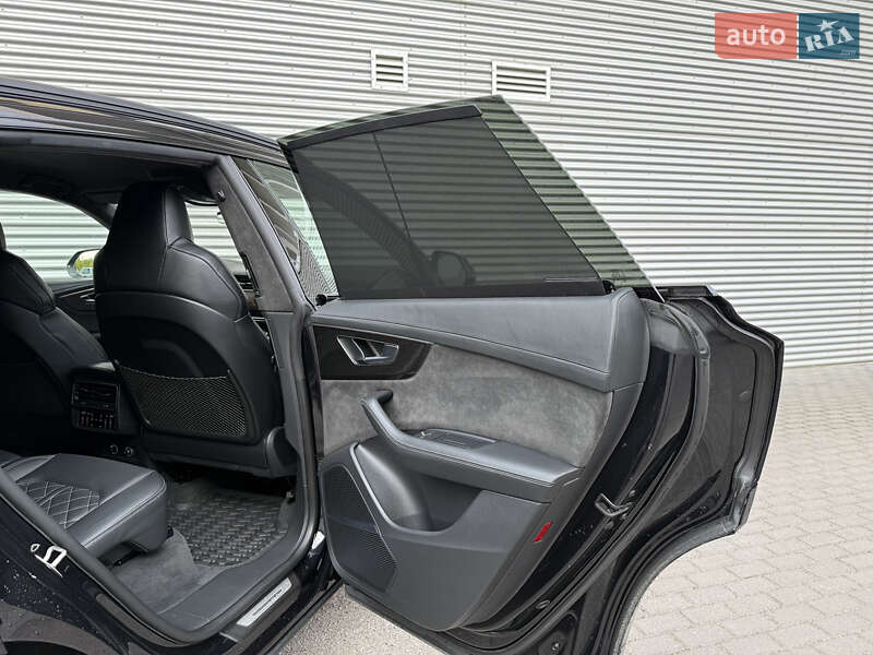 Внедорожник / Кроссовер Audi SQ8 2019 в Ровно