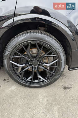 Внедорожник / Кроссовер Audi SQ8 2021 в Киеве
