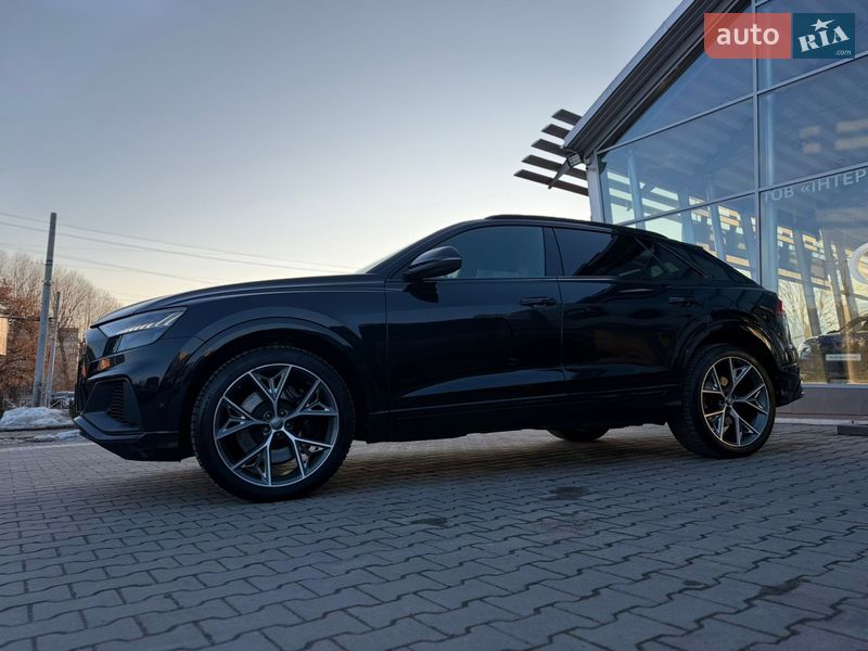 Внедорожник / Кроссовер Audi SQ8 2019 в Хмельницком