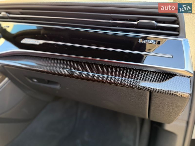 Позашляховик / Кросовер Audi SQ8 2021 в Києві