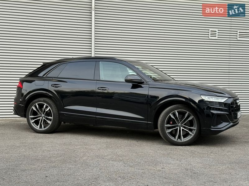 Внедорожник / Кроссовер Audi SQ8 2019 в Ровно