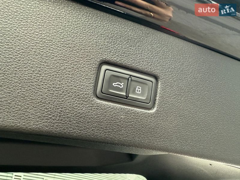 Внедорожник / Кроссовер Audi SQ8 2019 в Ровно