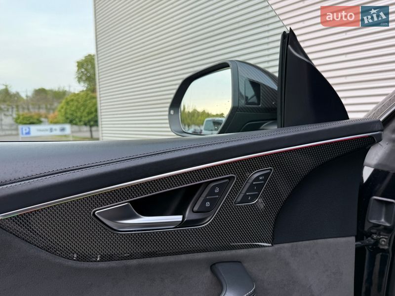 Внедорожник / Кроссовер Audi SQ8 2019 в Ровно