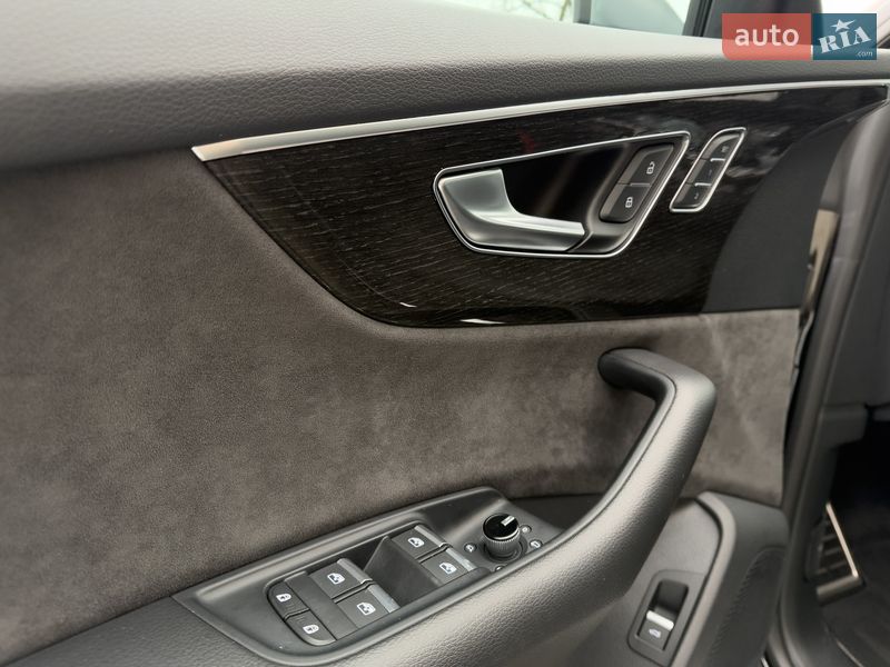 Внедорожник / Кроссовер Audi SQ8 2021 в Крыжополе