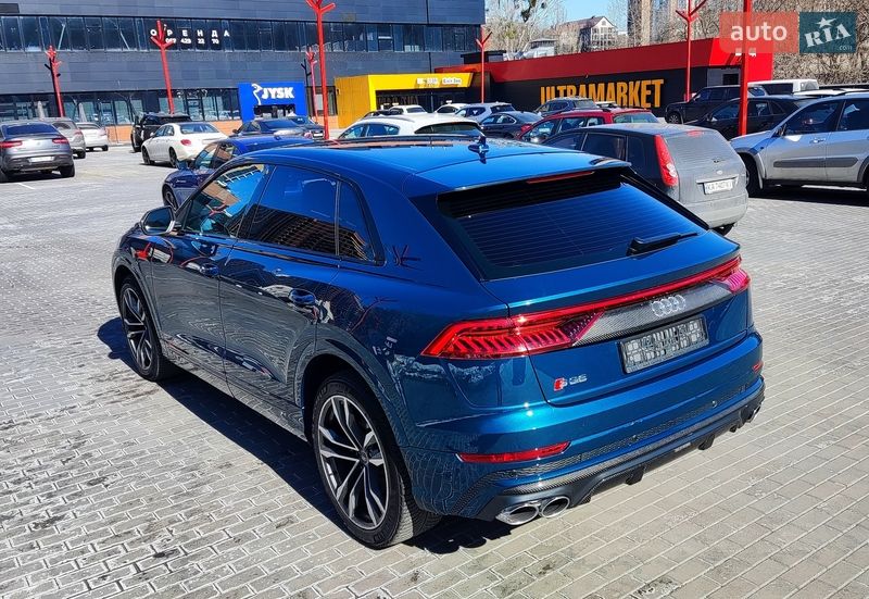 Позашляховик / Кросовер Audi SQ8 2021 в Києві