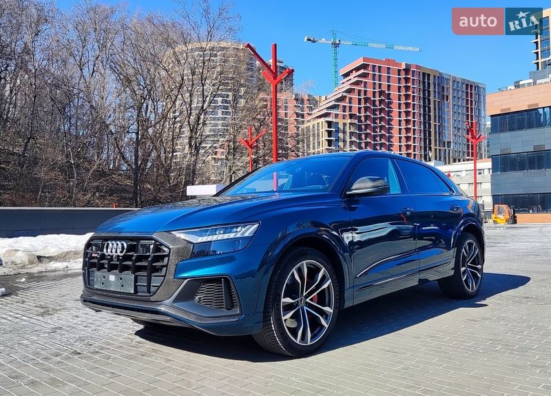 Позашляховик / Кросовер Audi SQ8 2021 в Києві