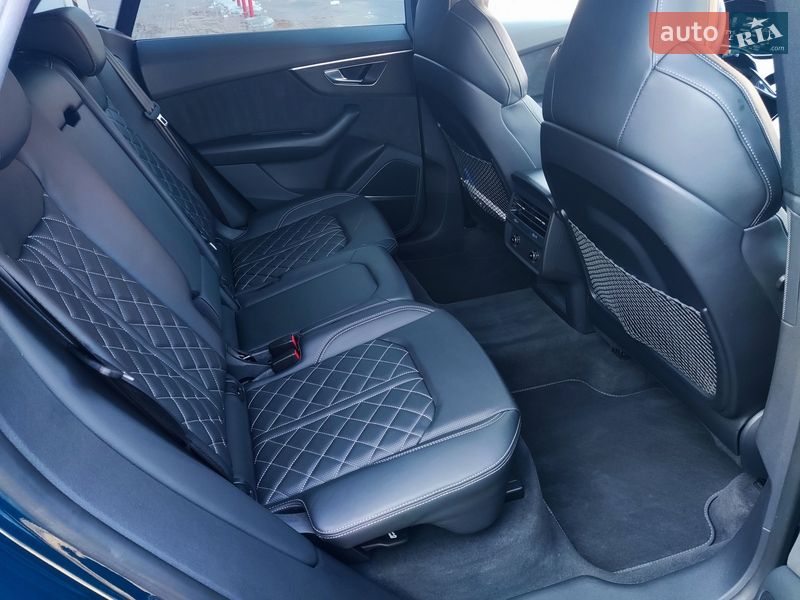 Позашляховик / Кросовер Audi SQ8 2021 в Києві