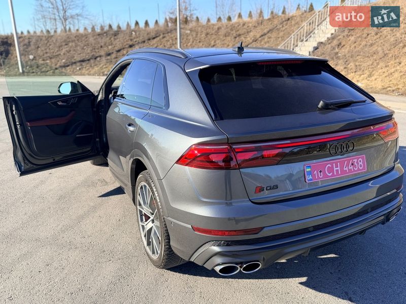 Внедорожник / Кроссовер Audi SQ8 2022 в Полтаве