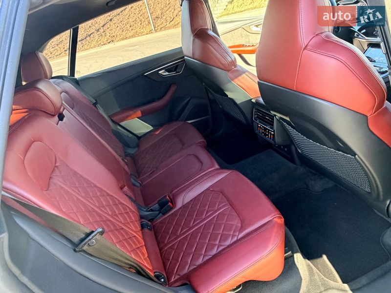 Внедорожник / Кроссовер Audi SQ8 2022 в Полтаве