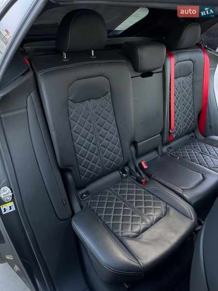 Позашляховик / Кросовер Audi SQ8 2020 в Києві