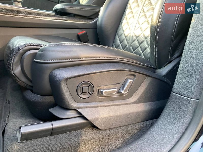 Позашляховик / Кросовер Audi SQ8 2021 в Львові