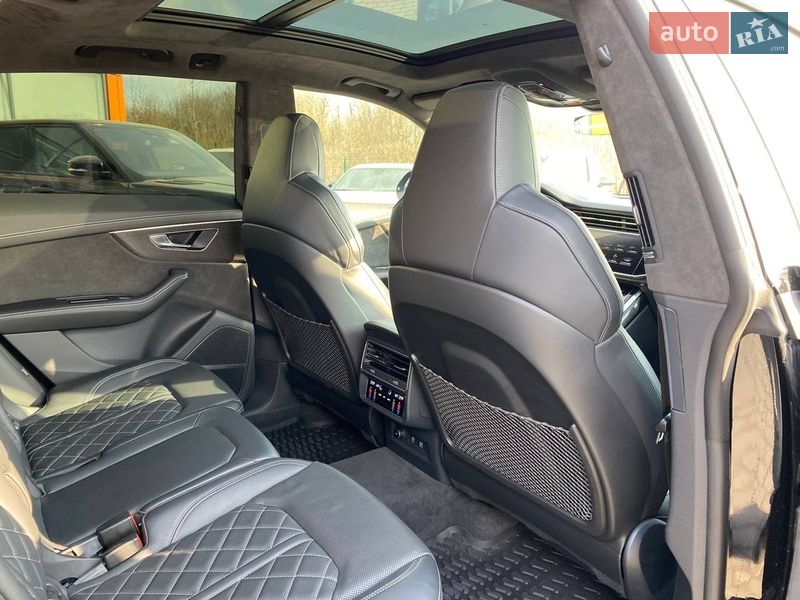 Позашляховик / Кросовер Audi SQ8 2021 в Львові