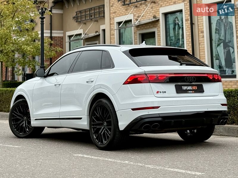 Внедорожник / Кроссовер Audi SQ8 2024 в Киеве