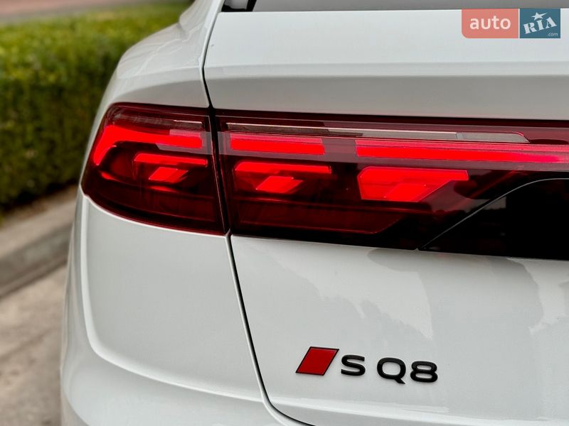Внедорожник / Кроссовер Audi SQ8 2024 в Киеве