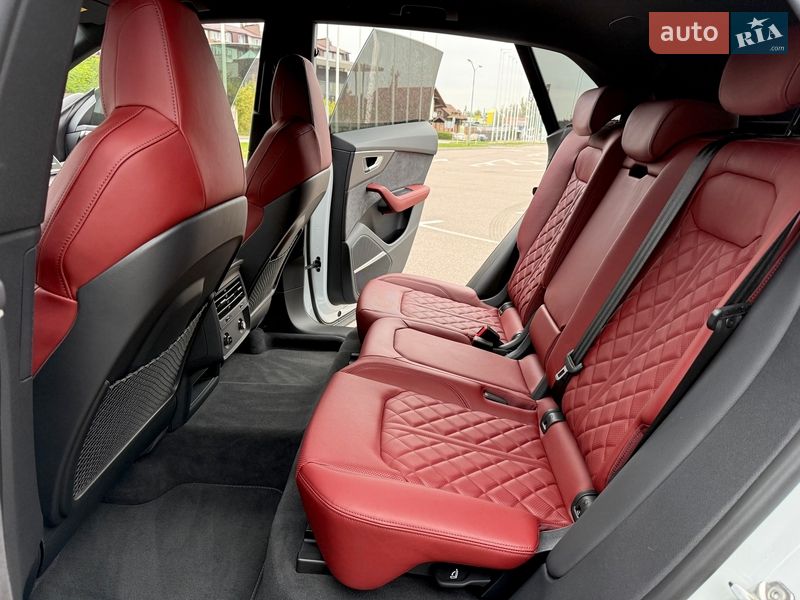 Внедорожник / Кроссовер Audi SQ8 2024 в Киеве