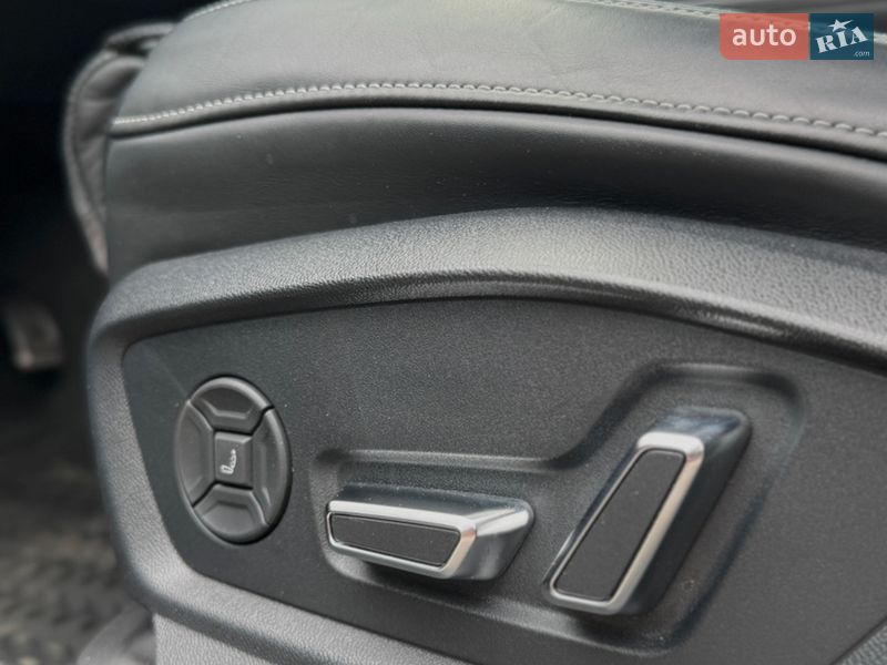 Внедорожник / Кроссовер Audi SQ8 2022 в Днепре