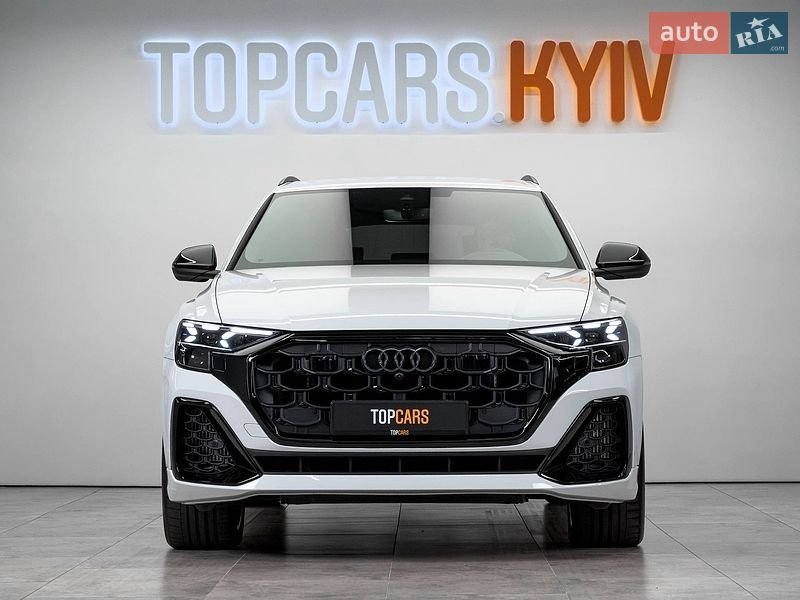 Внедорожник / Кроссовер Audi SQ8 2024 в Киеве