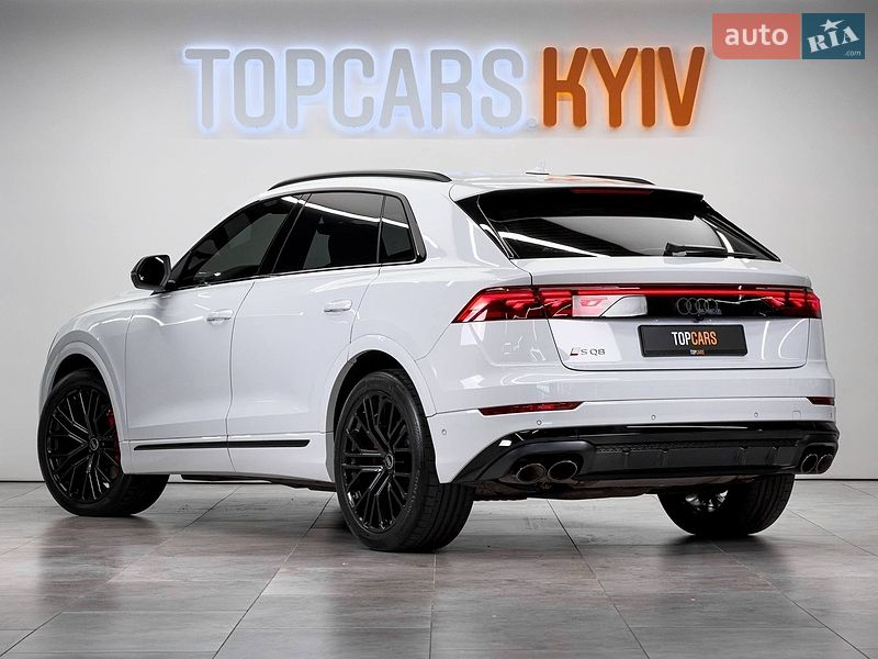 Внедорожник / Кроссовер Audi SQ8 2024 в Киеве