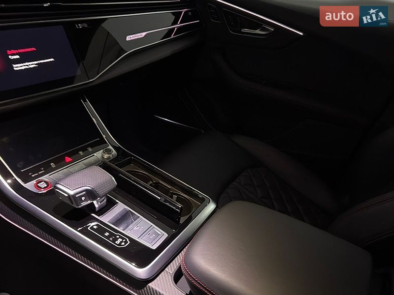 Внедорожник / Кроссовер Audi SQ8 2025 в Киеве