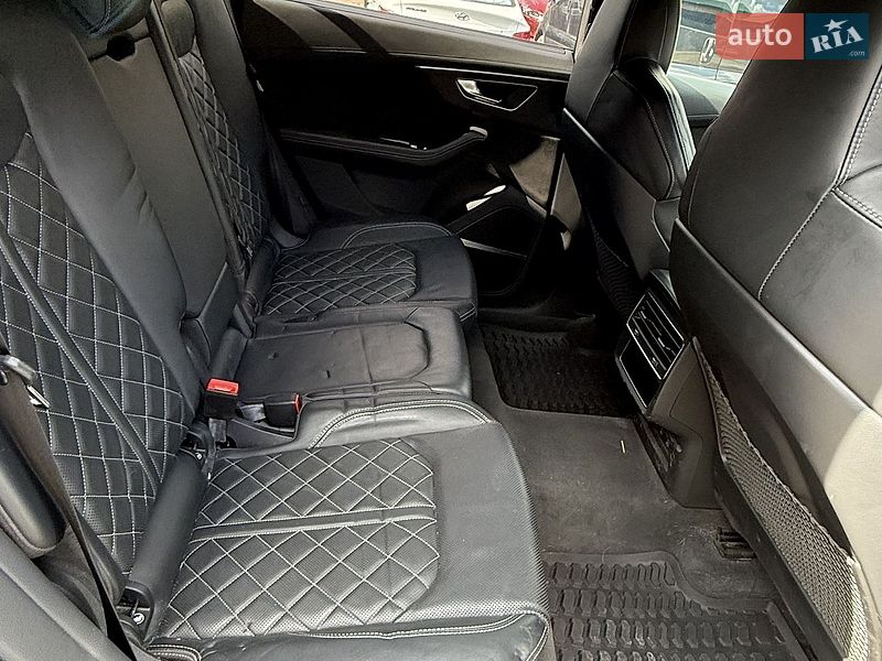Внедорожник / Кроссовер Audi SQ8 2021 в Киеве фото 18 Внедорожник / Кроссовер Audi SQ8 2021 в Киеве