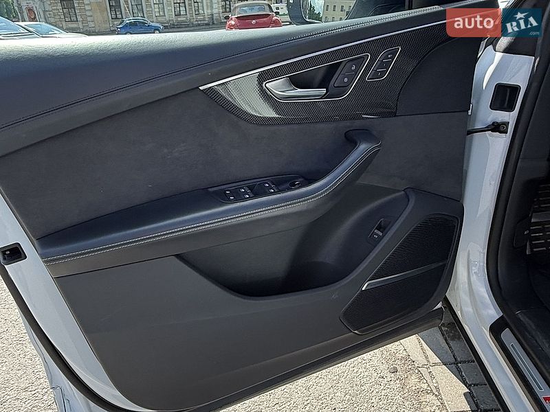 Внедорожник / Кроссовер Audi SQ8 2021 в Киеве фото 13 Внедорожник / Кроссовер Audi SQ8 2021 в Киеве
