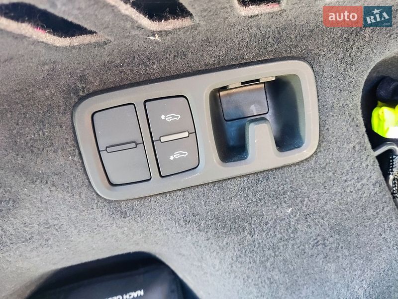 Позашляховик / Кросовер Audi SQ8 2021 в Києві