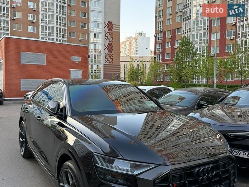 Audi SQ8 2020