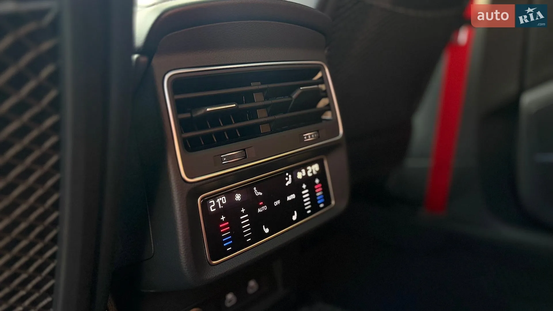 2023 Audi SQ8 - мініатюра 24