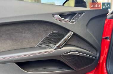 Купе Audi TT RS 2017 в 
