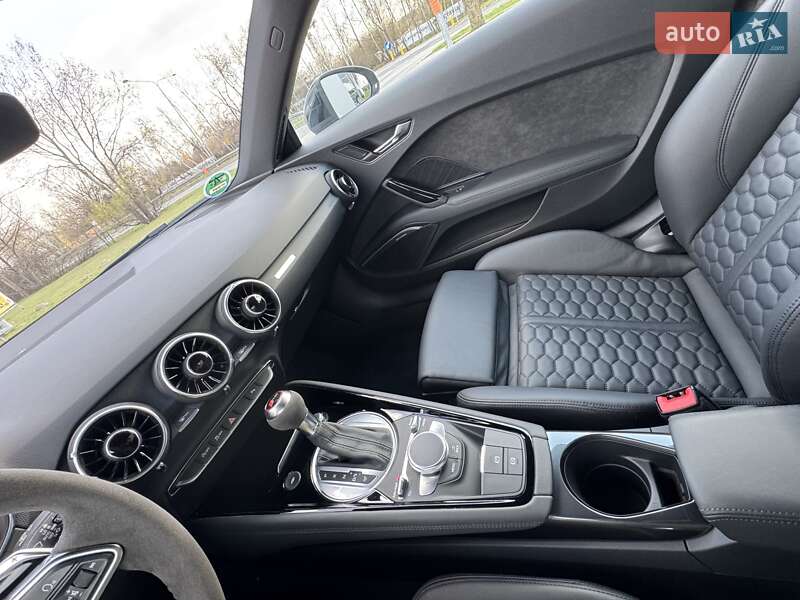 Купе Audi TT RS 2023 в Киеве
