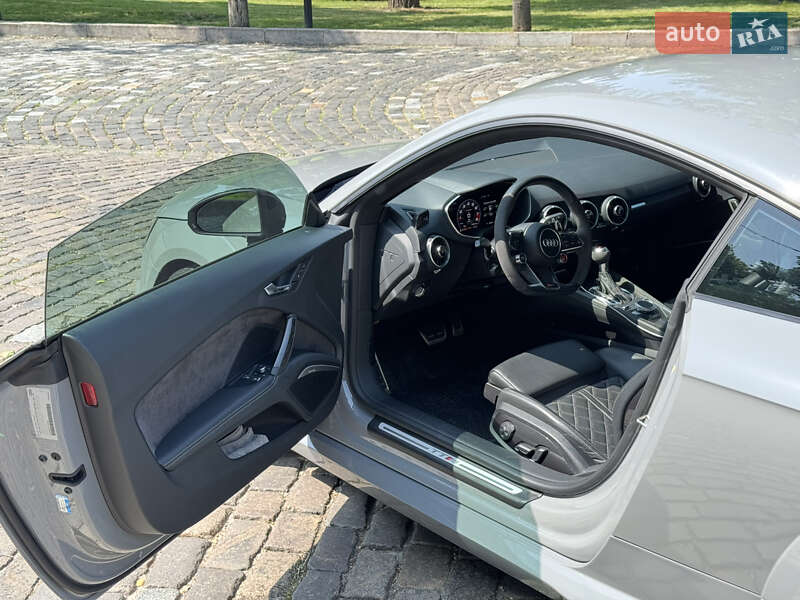 Купе Audi TT RS 2017 в Киеве