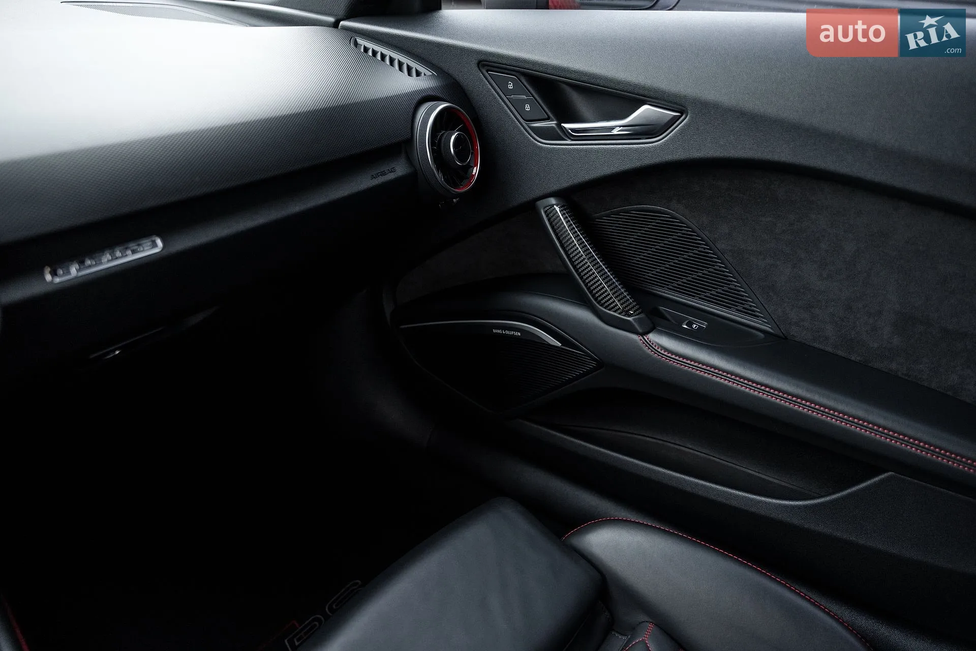 2019 Audi TT RS - мініатюра 40
