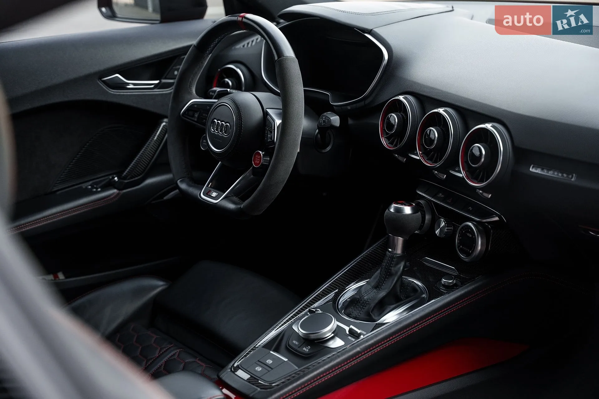 2019 Audi TT RS - мініатюра 47