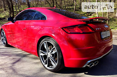 Купе Audi TT S 2015 в Киеве