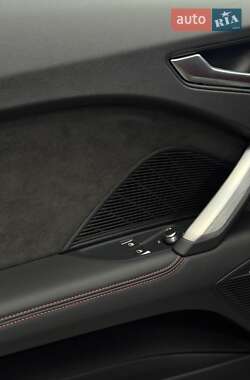 Купе Audi TT S 2023 в 