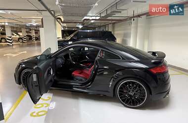 Купе Audi TT S 2023 в 