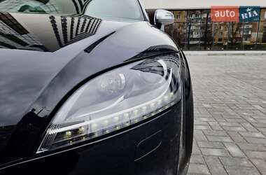 Купе Audi TT S 2012 в 