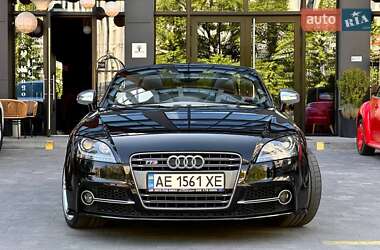 Купе Audi TT S 2012 в 