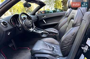 Купе Audi TT S 2012 в 
