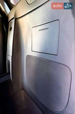 Купе Audi TT S 2012 в 