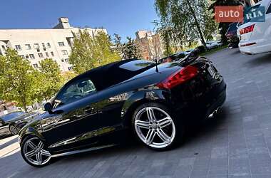 Купе Audi TT S 2012 в 